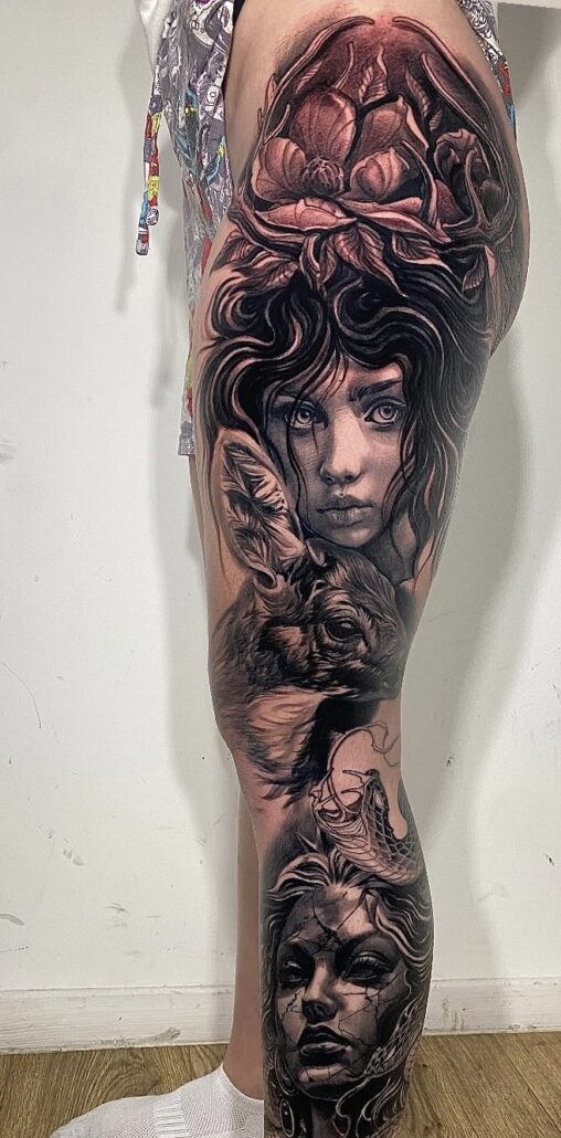 Resident Artist specializzato in Realistico e Neotraditional black and white 
tattoo tatuaggio tatuatore 