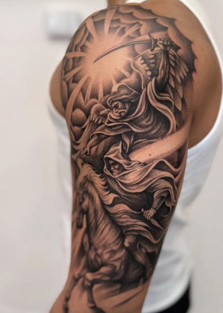 Resident  Artist specializzata in Black Work, Black & Gray e Realistico 

Realizza tatuaggi in bianco e nero